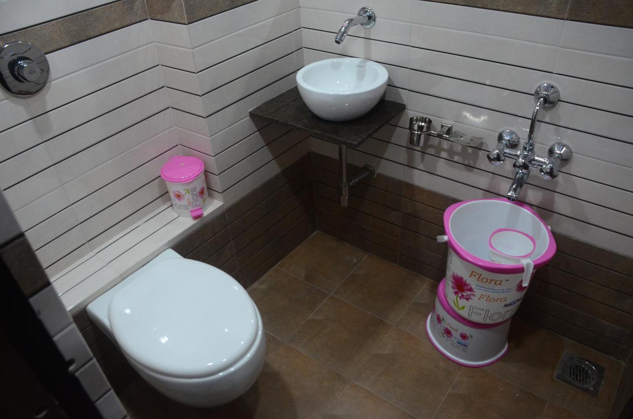ואדודרה Hotel Ideal מראה חיצוני תמונה